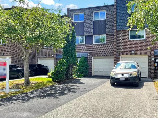 36 Windy Golfway, Toronto C11, ON M3C 3A7