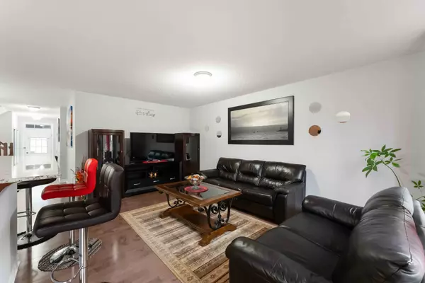 Stittsville - Munster - Richmond, ON K2S 0V4,139 Maestro AVE
