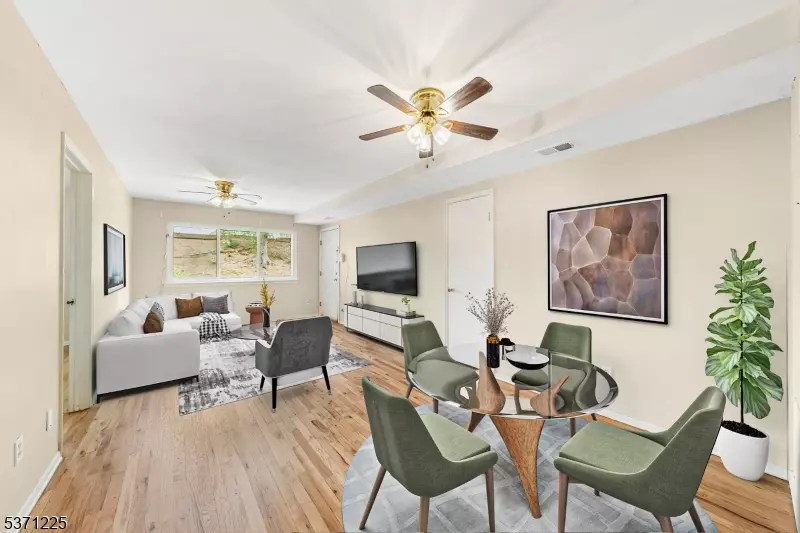 227 College Dr, Edison Twp., NJ 08817