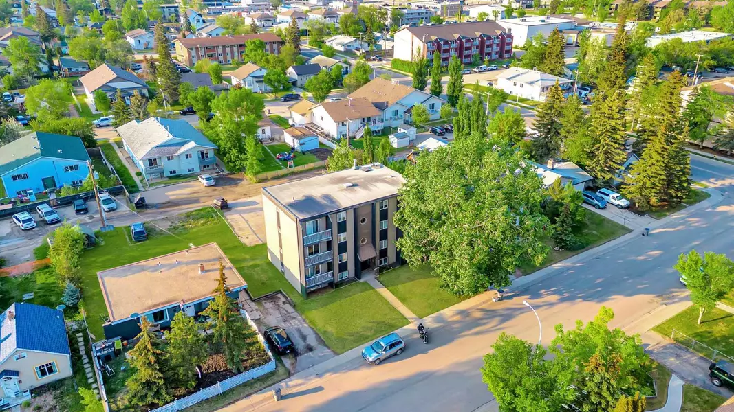 10114 105 AVE #402, Grande Prairie, AB T8V1H4