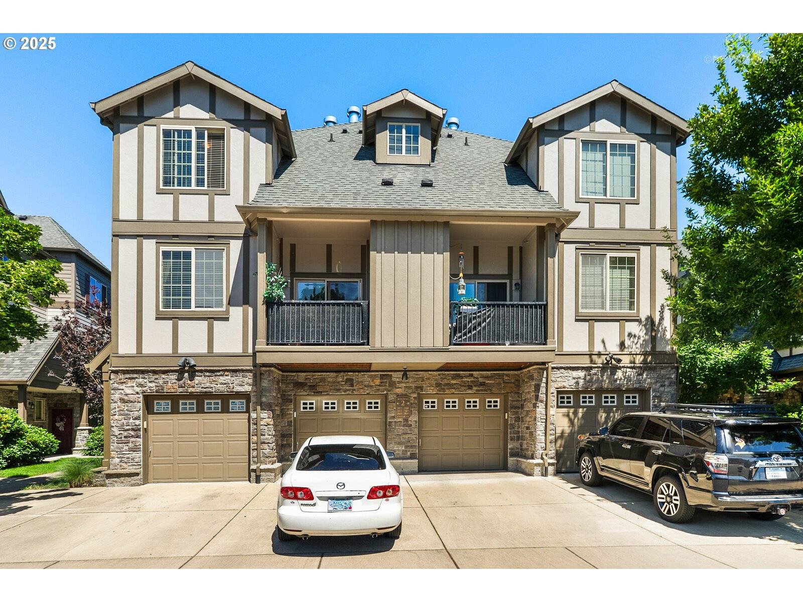 7869 NE ROCKNE WAY, Hillsboro, OR 97006