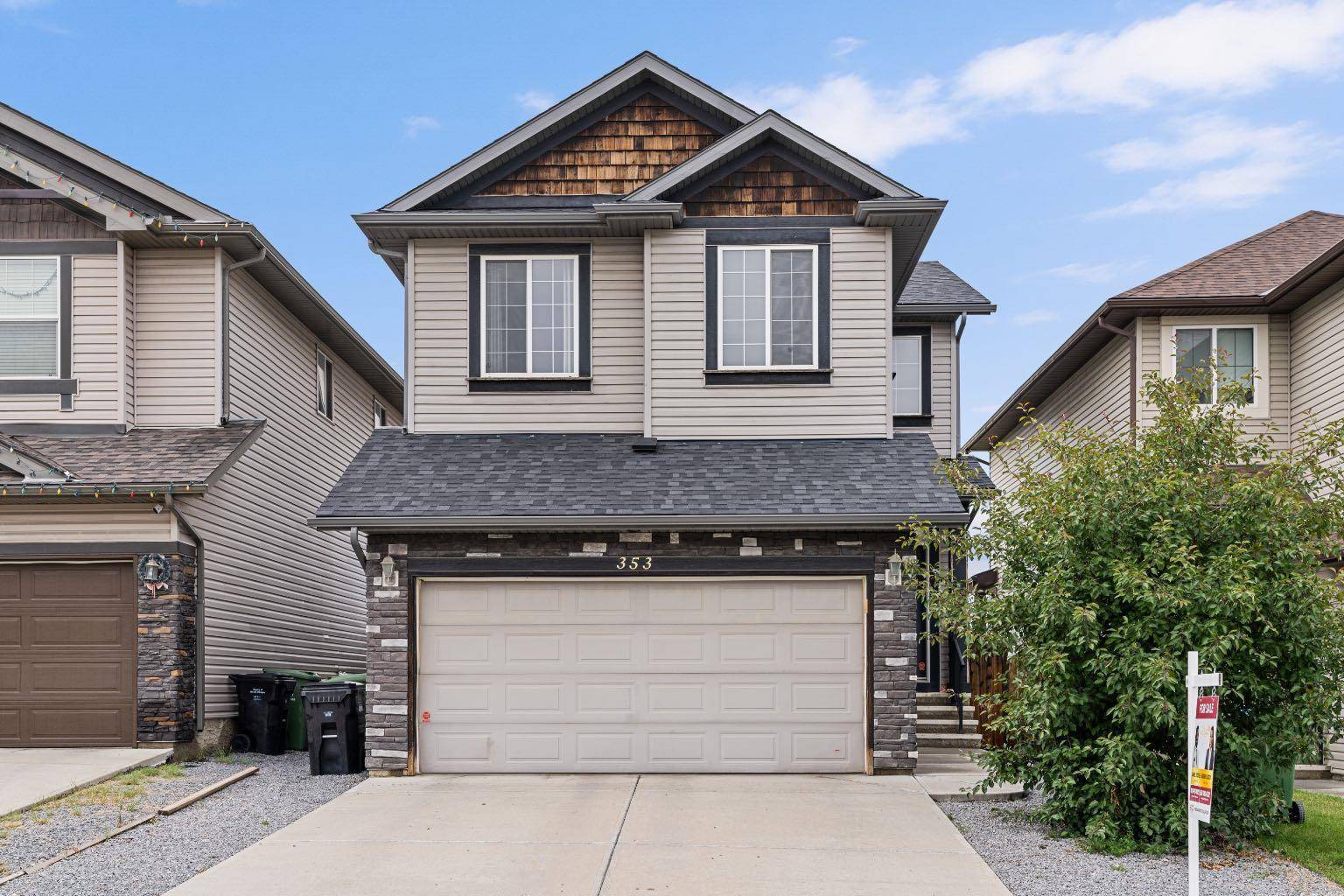353 Panora WAY Northwest, Calgary, AB T3K 0V2