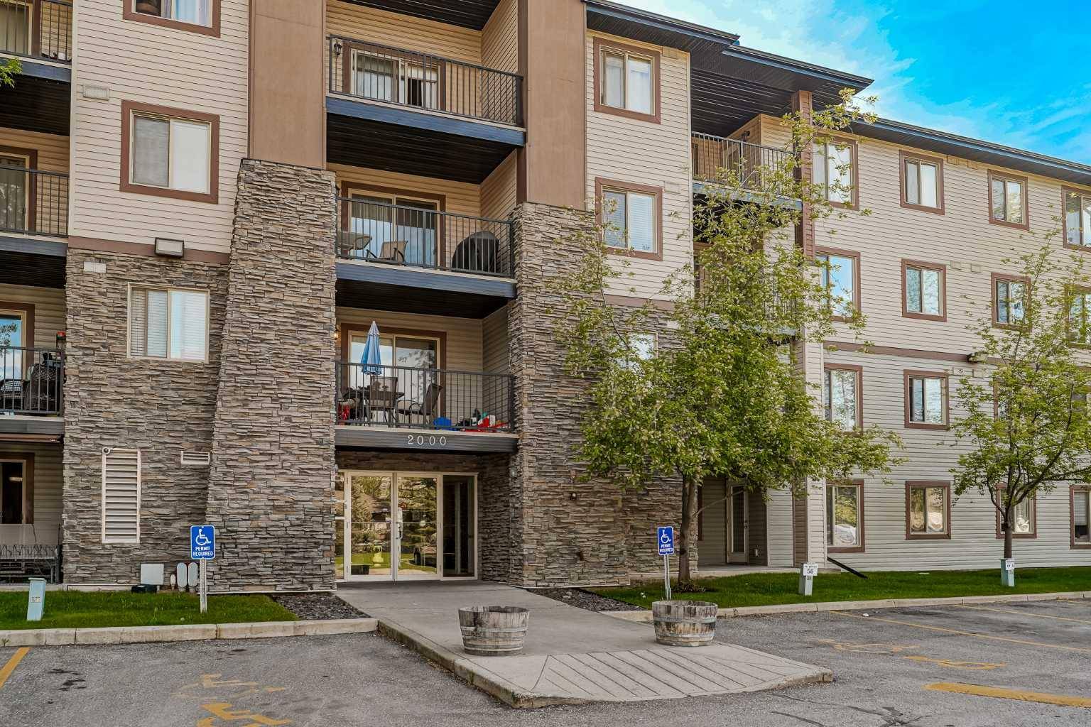 Calgary, AB T2Y0H6,8 Bridlecrest DR SW #2412