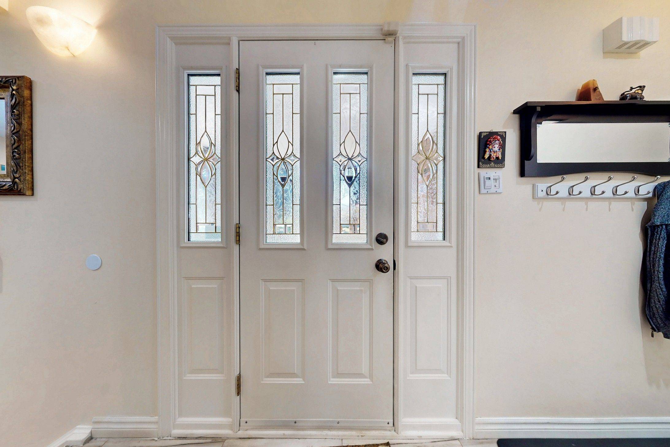 Brampton, ON L6Y 2H2,33 Parkside DR