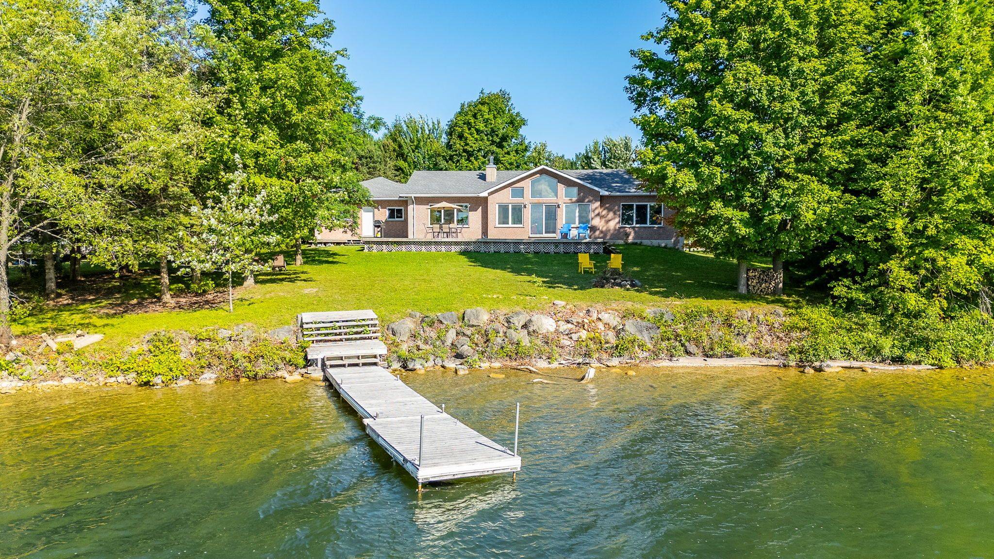 Grey Highlands, ON N0C 1E0,189 Point RD