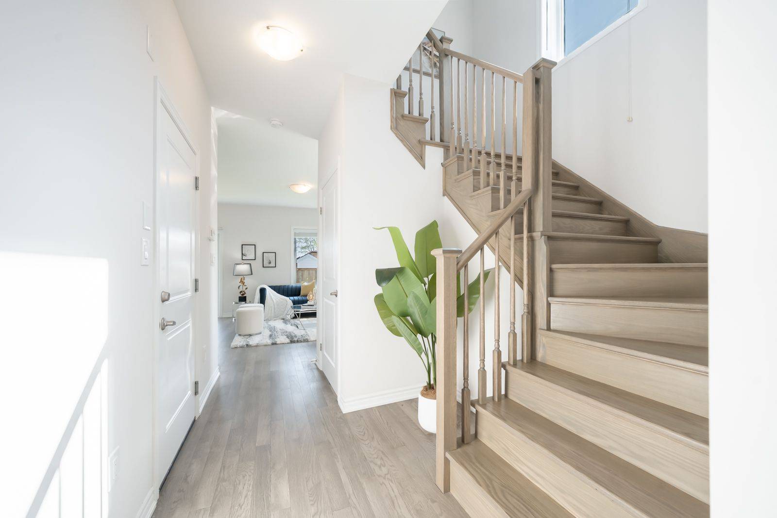 Welland, ON L3B 0H5,102 Bethune AVE