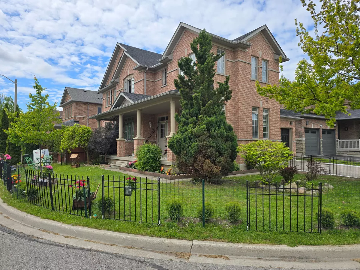 Vaughan, ON L4J 9B5,51 Gould LN