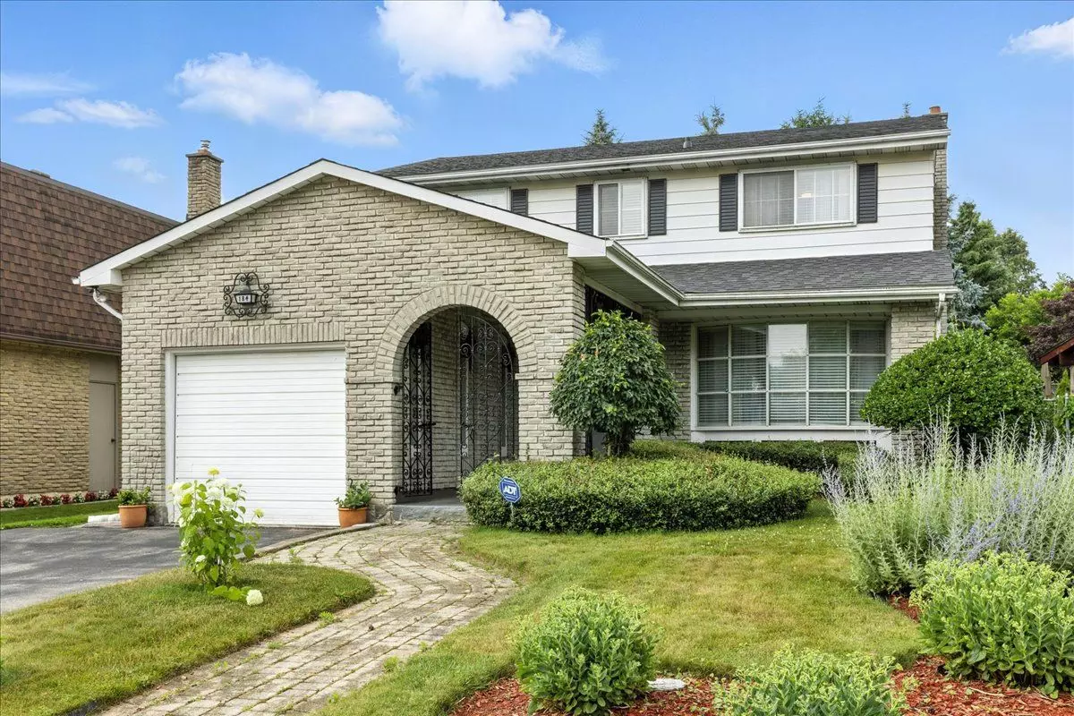 Kitchener, ON N2N 1B8,184 Forestwood DR