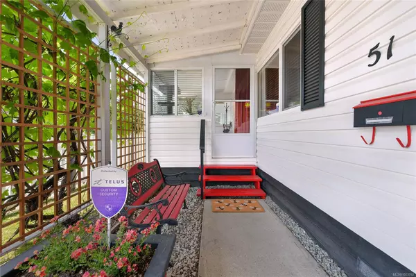 View Royal, BC V9A 7A6,1555 Middle Rd #51