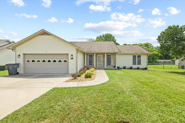 448 Hillary Ct, Cookeville, TN 38506