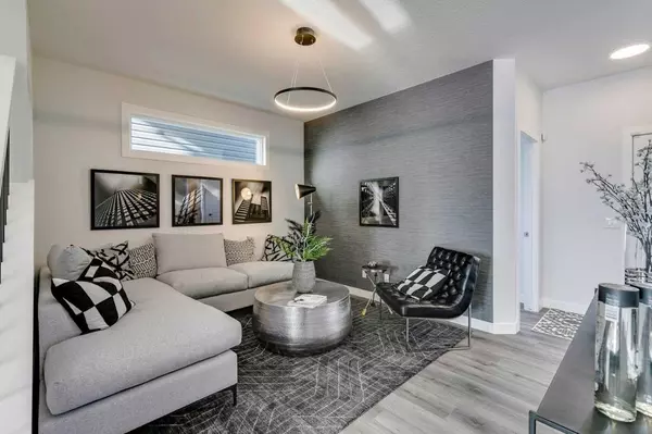 Calgary, AB T3P2J6,99 Lewiston DR Northeast
