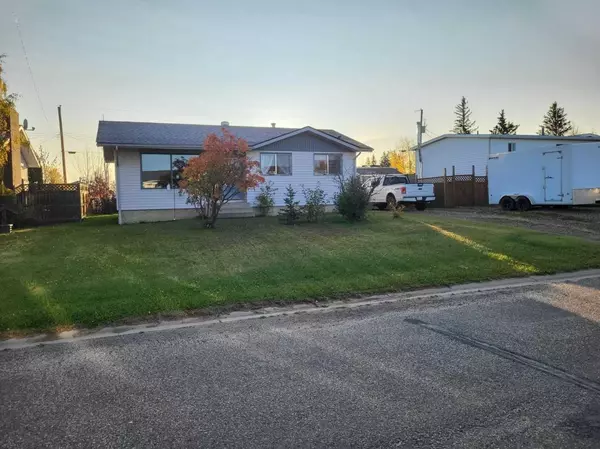 4635 54 ST, Rycroft, AB t0h3a0
