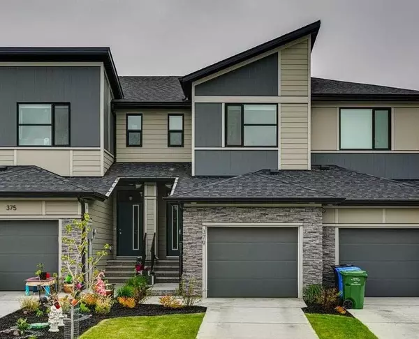 Calgary, AB T2X 4V5,379 Wolf Creek MNR SE