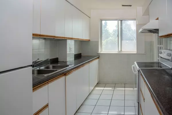 Toronto C15, ON M2H 3J8,4001 Don Mills RD #354