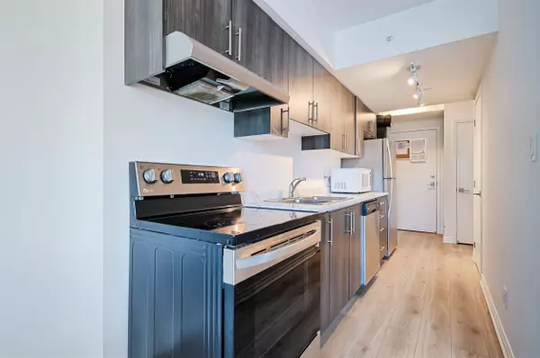 Toronto E10, ON M1E 0B9,1 Falaise RD #505