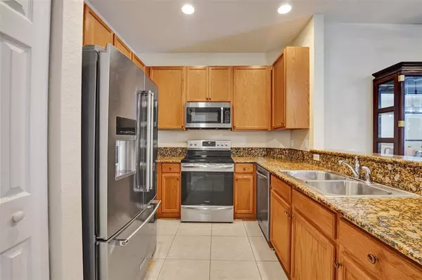 Tamarac, FL 33321,9073 Preston Pl #15104