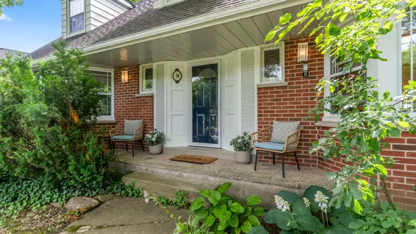 London North, ON N6G 1R3,18 Metamora CRES