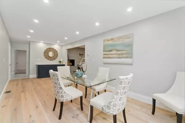 Niagara Falls, ON L2J 1G7,7159 Mccoll DR