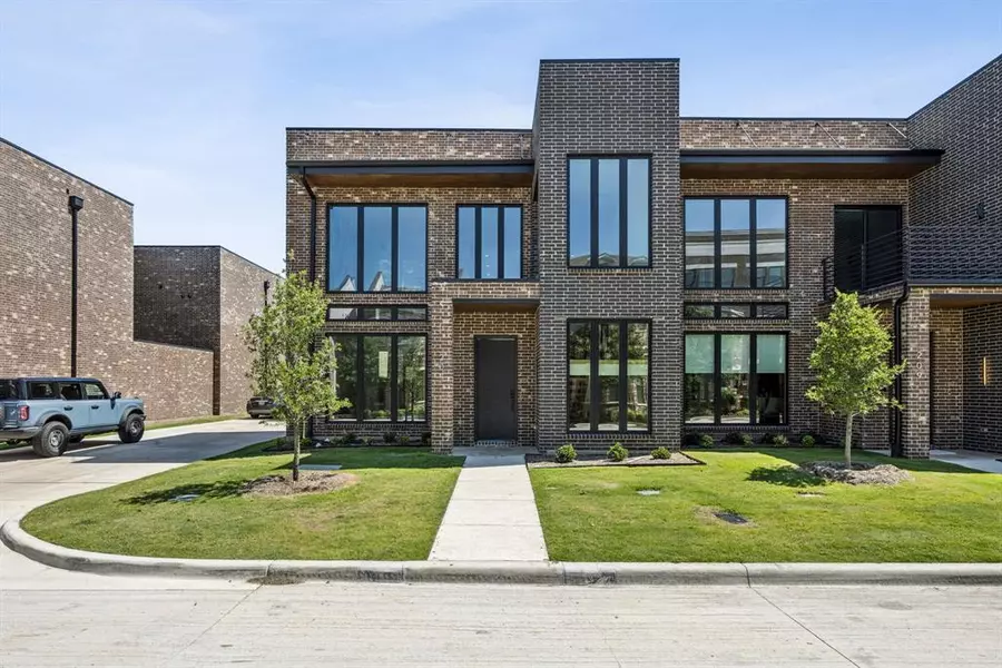 207 Morningside Drive, Roanoke, TX 76262