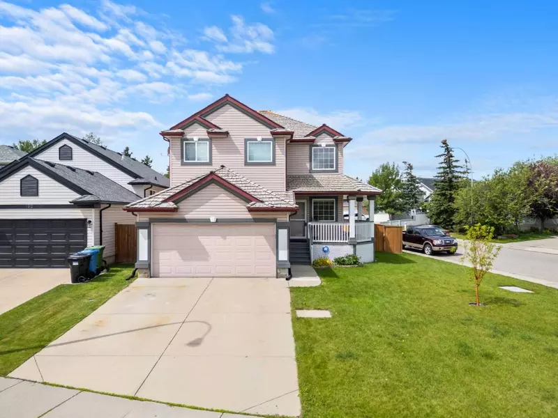 196 Harvest Park WAY NE, Calgary, AB T3K 4H8