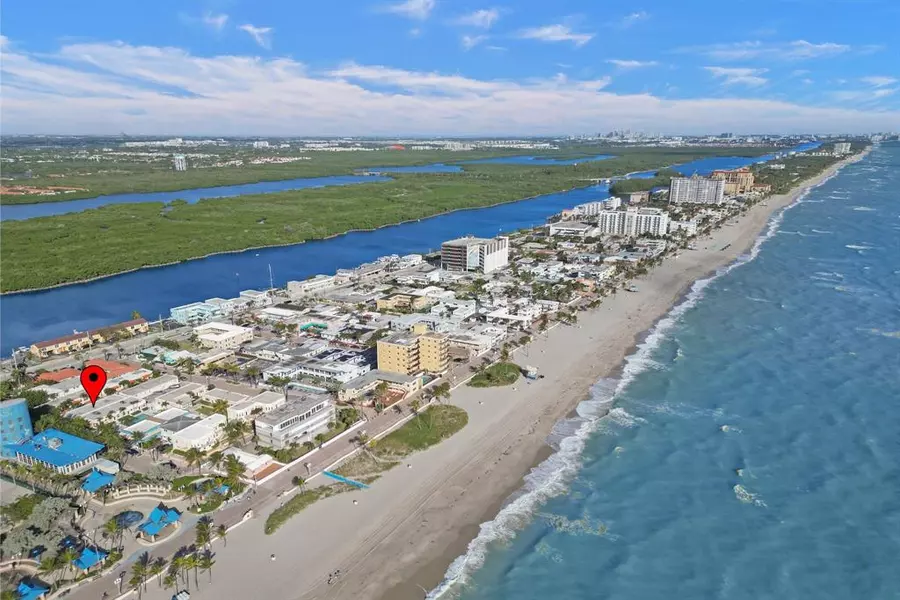 329 Connecticut St #107, Hollywood, FL 33019
