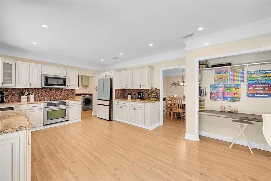 7501 Red Bay Place, Coral Springs, FL 33065