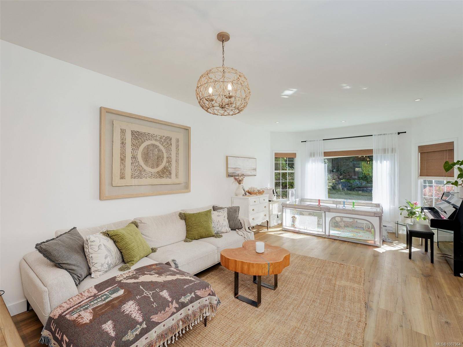 Sooke, BC V9Z 0N5,2146 Henlyn Dr