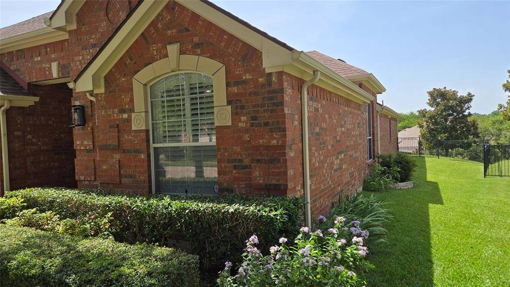 816 Mustang Drive, Fairview, TX 75069