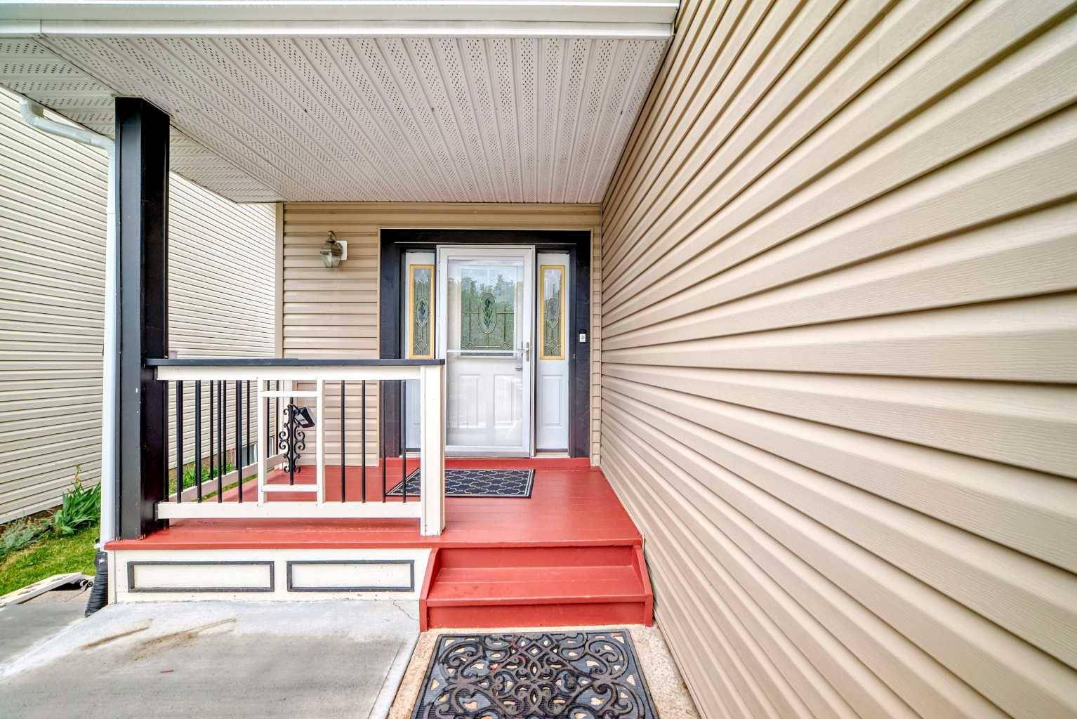 Calgary, AB T2Y 3P9,19 Bridlewood RD SW