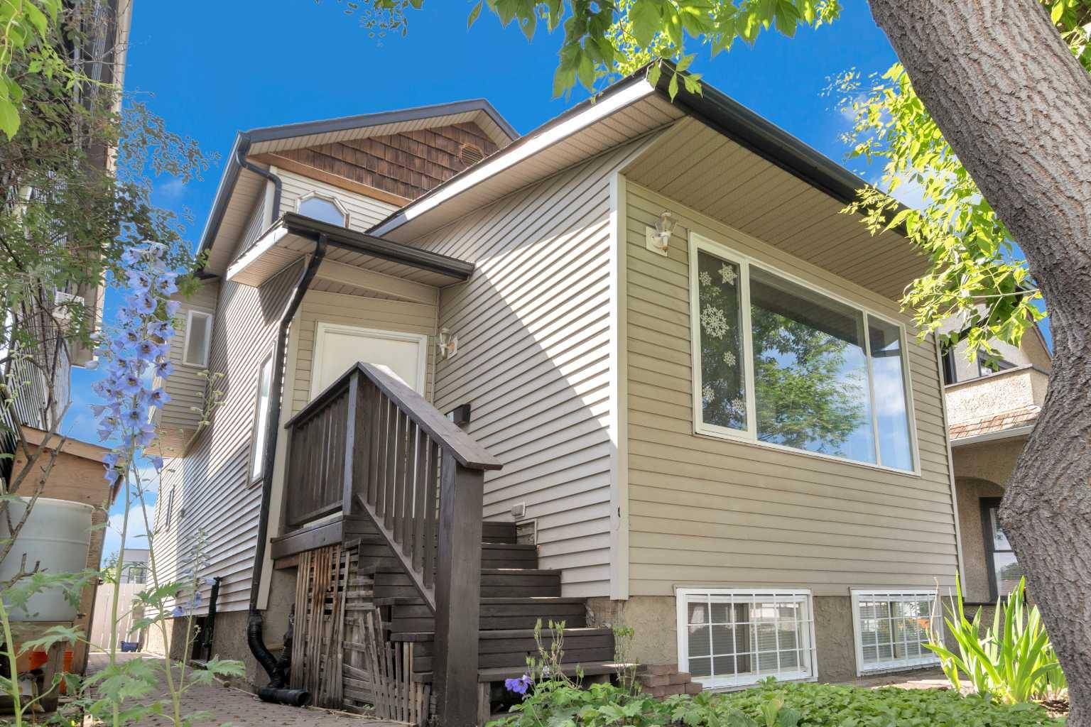 2119 17A ST Southwest, Calgary, AB T2T 4R9