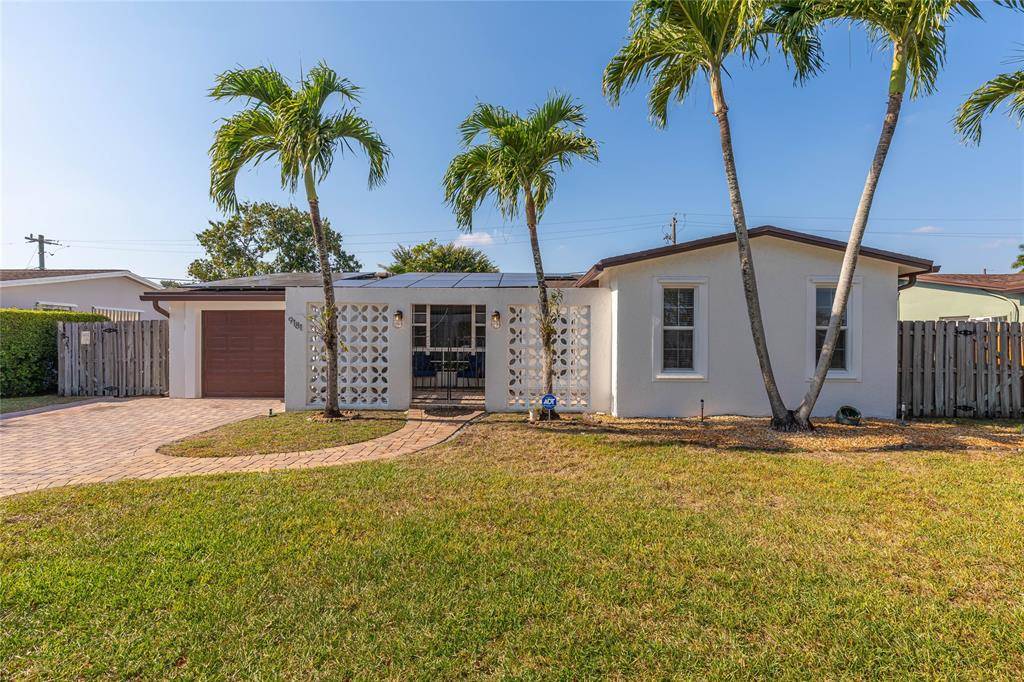 9181 SW 55th St, Cooper City, FL 33328