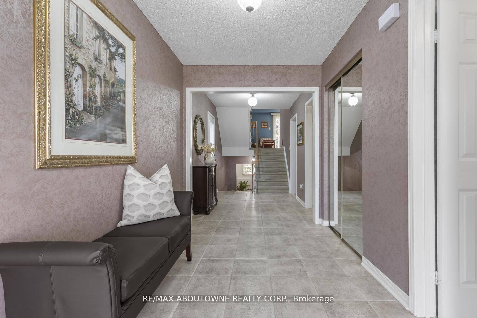 Mississauga, ON L5L 3A7,4043 Trapper CRES