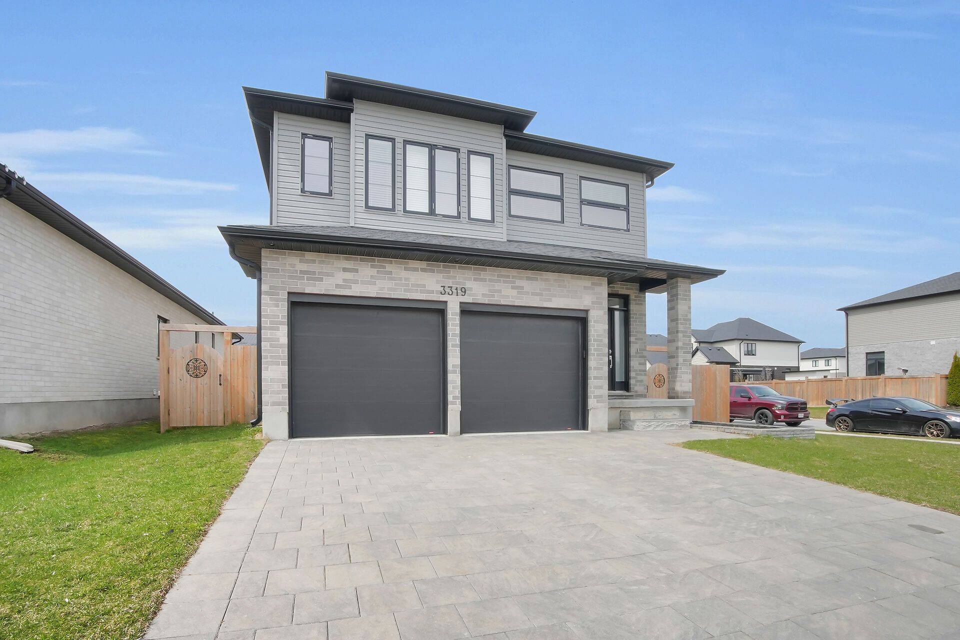 3319 Regiment RD, London South, ON N6P 0G5
