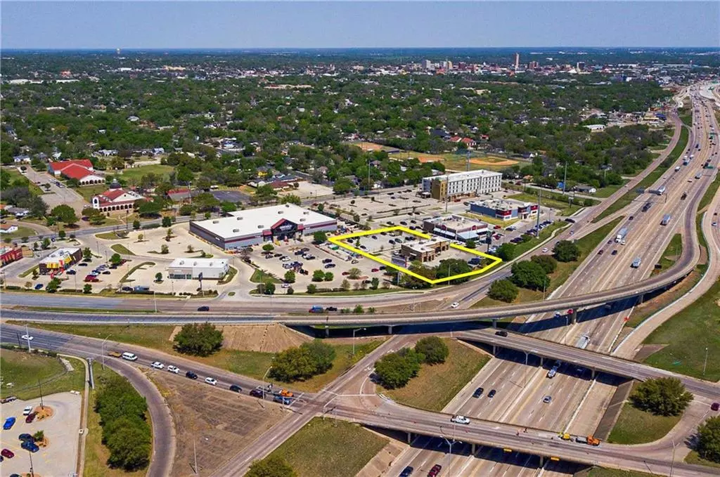 Waco, TX 76711,2609 S Jack Kultgen