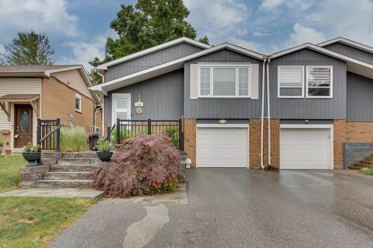Bradford West Gwillimbury, ON L3Z 1W1,198 Collings AVE