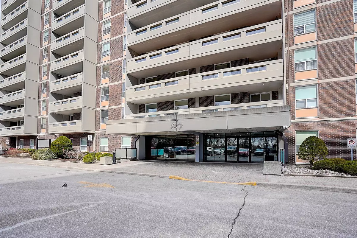 Markham, ON L3T 4T7,60 Inverlochy BLVD #703