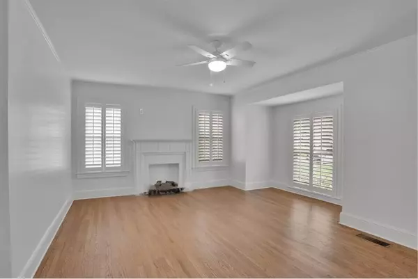 Shreveport, LA 71105,473 Albany Avenue