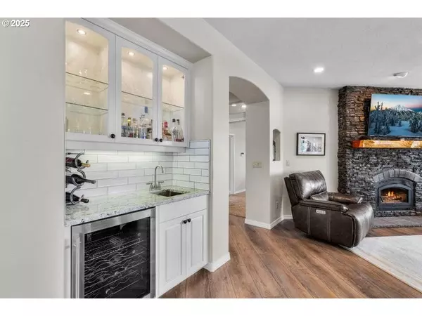 Powell Butte, OR 97753,7109 SW JOSHUA CT