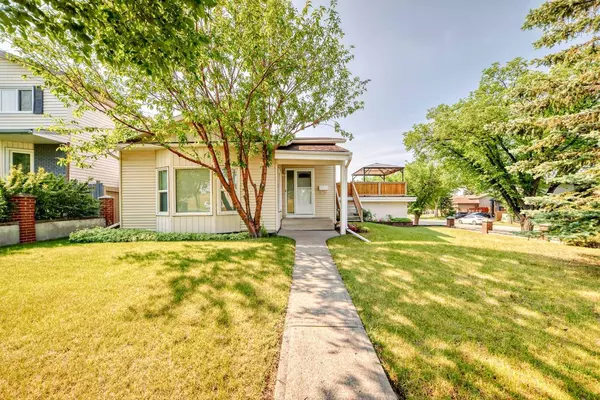 4173 44 AVE Northeast, Calgary, AB T1Y5K4