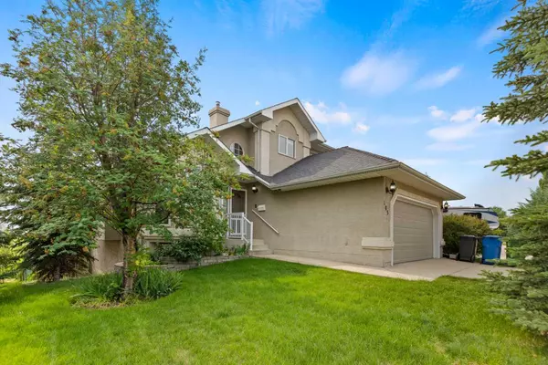 Chestermere, AB T1X1C2,185 Lakeside Greens DR