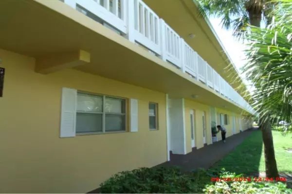 Deerfield Beach, FL 33441,540 SE 2nd Ave #J5