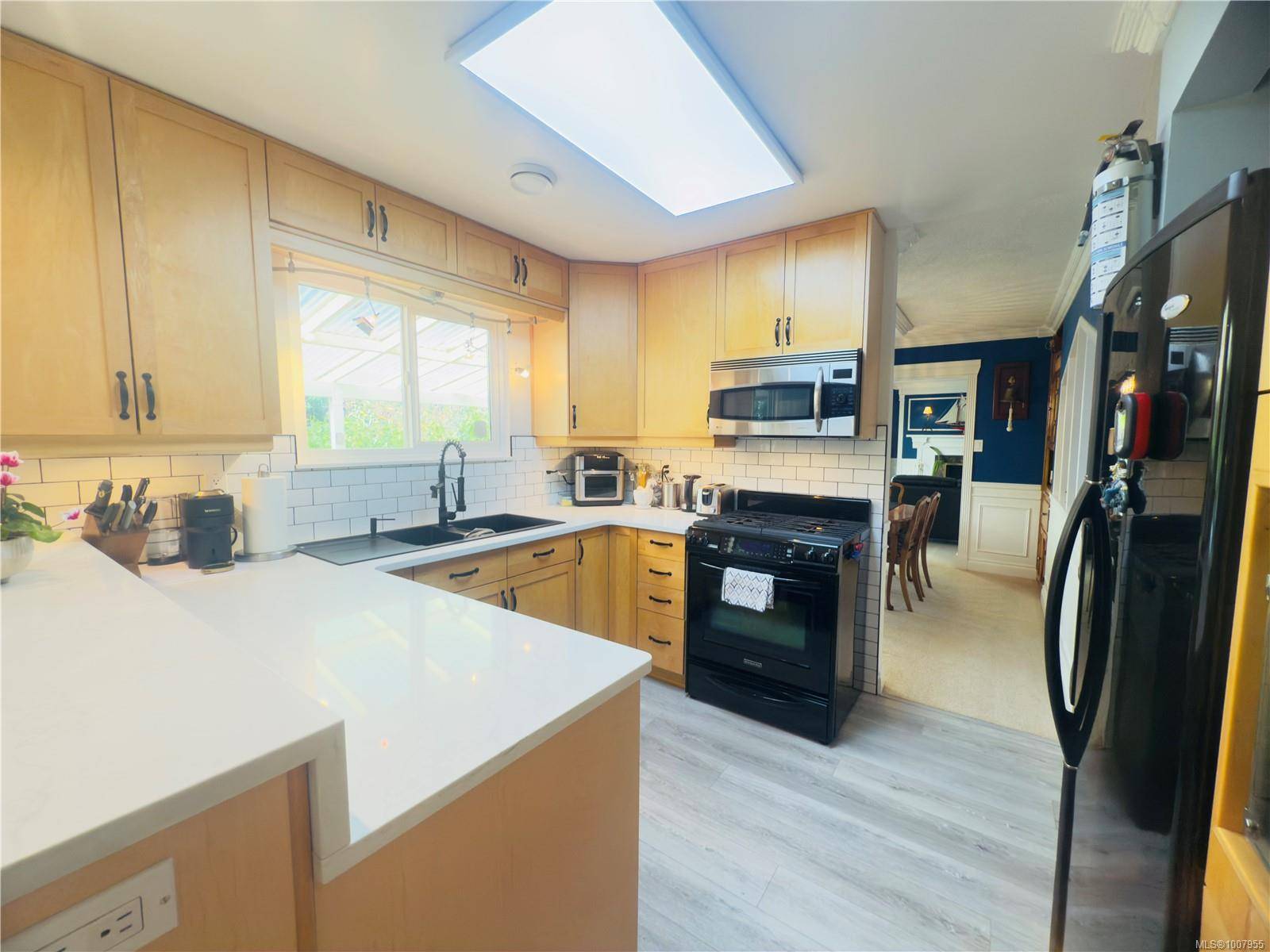 Nanaimo, BC V9T 3Y1,3320 Hickman Pl