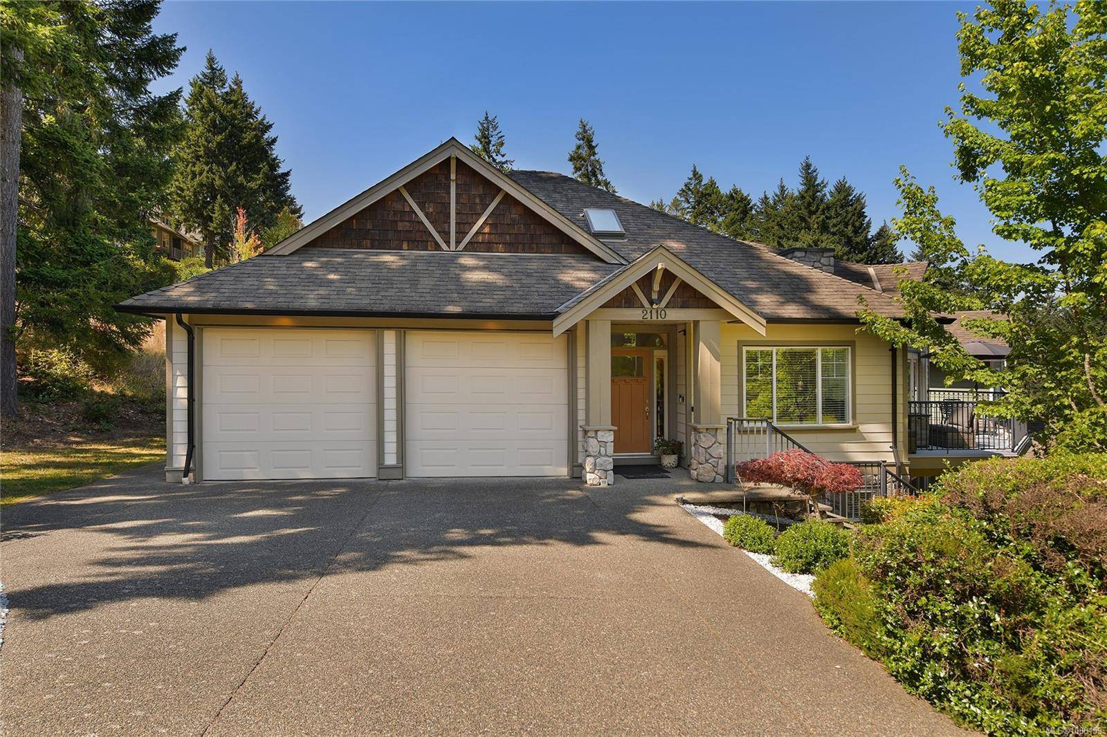 2110 Bishops Gate, Langford, BC V8Z 6S4