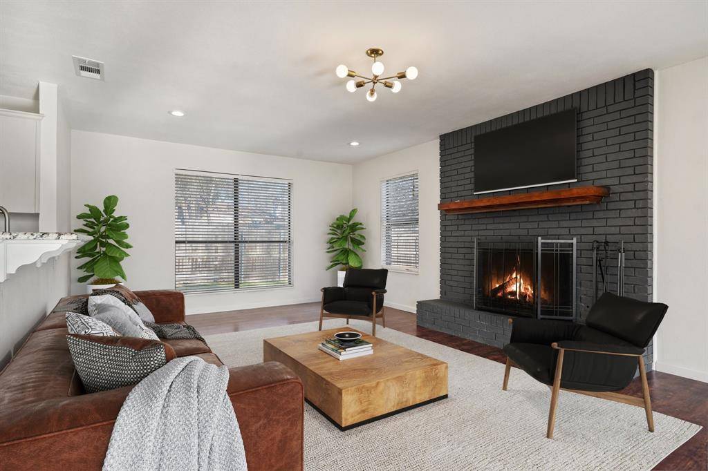 Grapevine, TX 76051,926 Harber Avenue