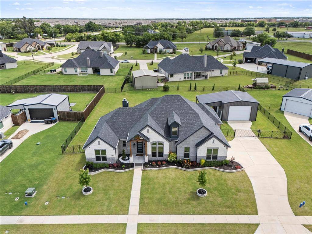 1005 Sinopa Street, Caddo Mills, TX 75135