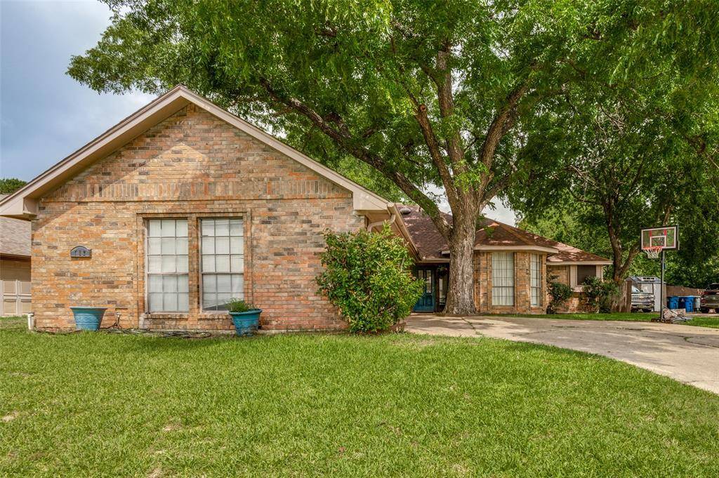 Desoto, TX 75115,712 Arbor Creek Drive