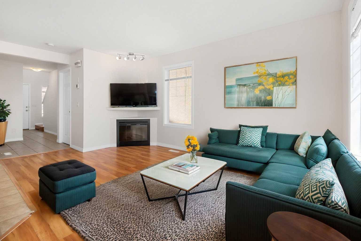 108 Hidden Creek Rise Northwest, Calgary, AB T3A 6L5