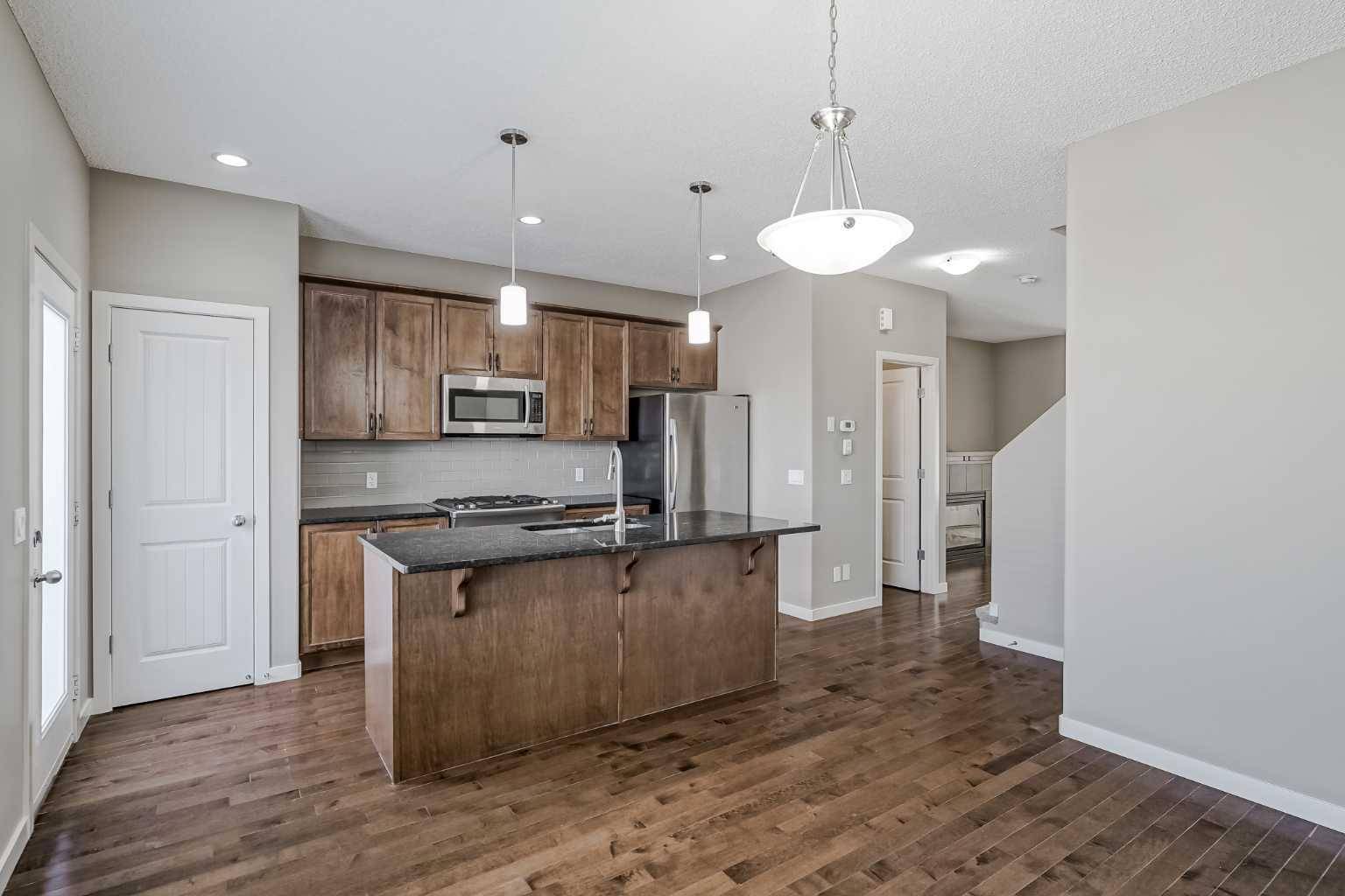 Cochrane, AB T4C 2A4,42 Willow DR
