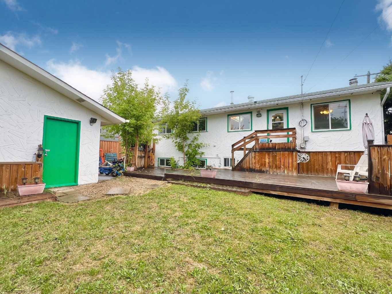 Grande Prairie, AB T8V 3L7,9205 111 AVE