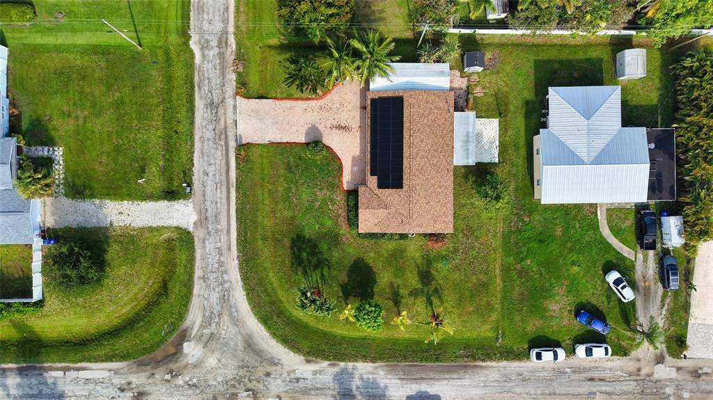 2806 13th St, Vero Beach, FL 32960
